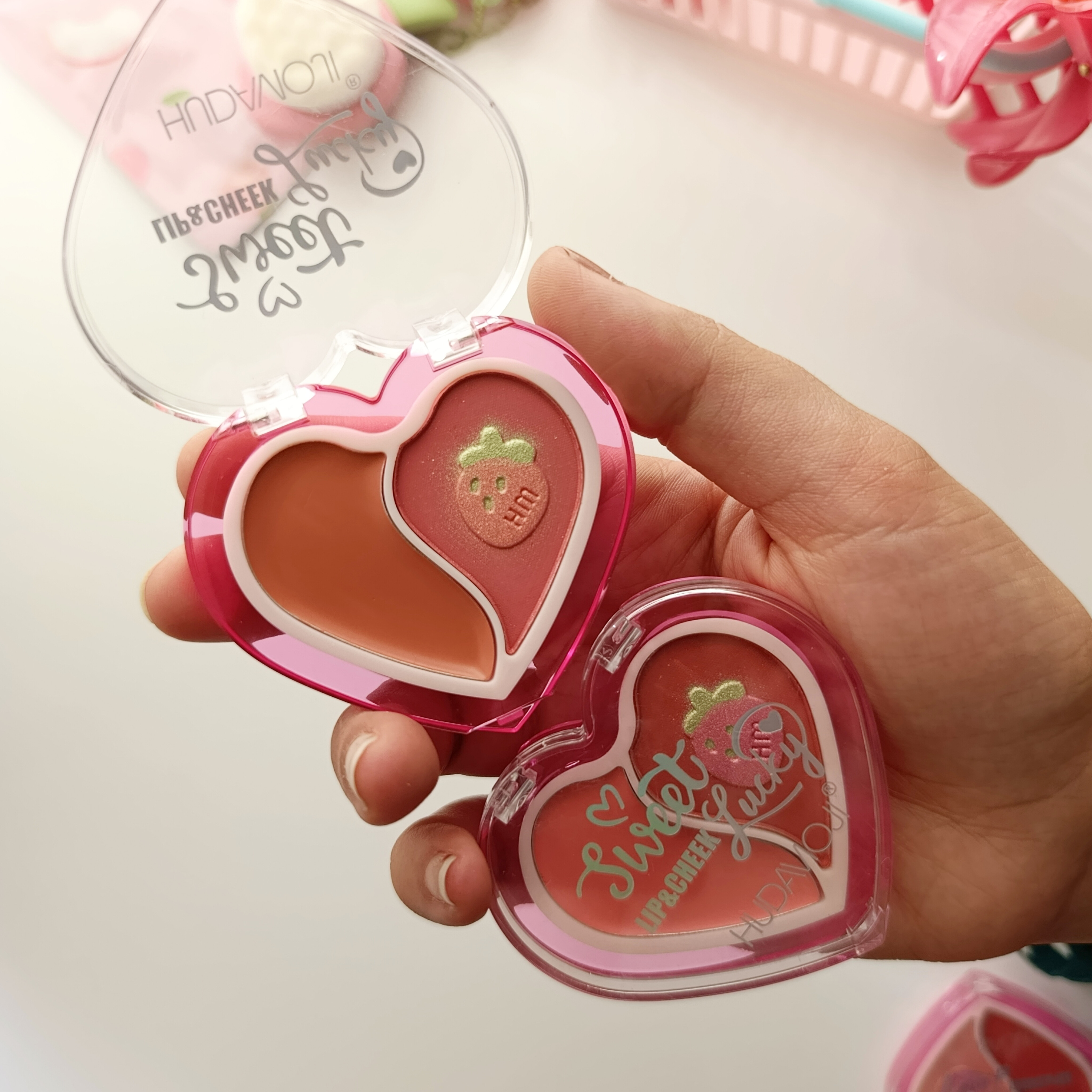 رژگونه سه کاره توت فرنگی