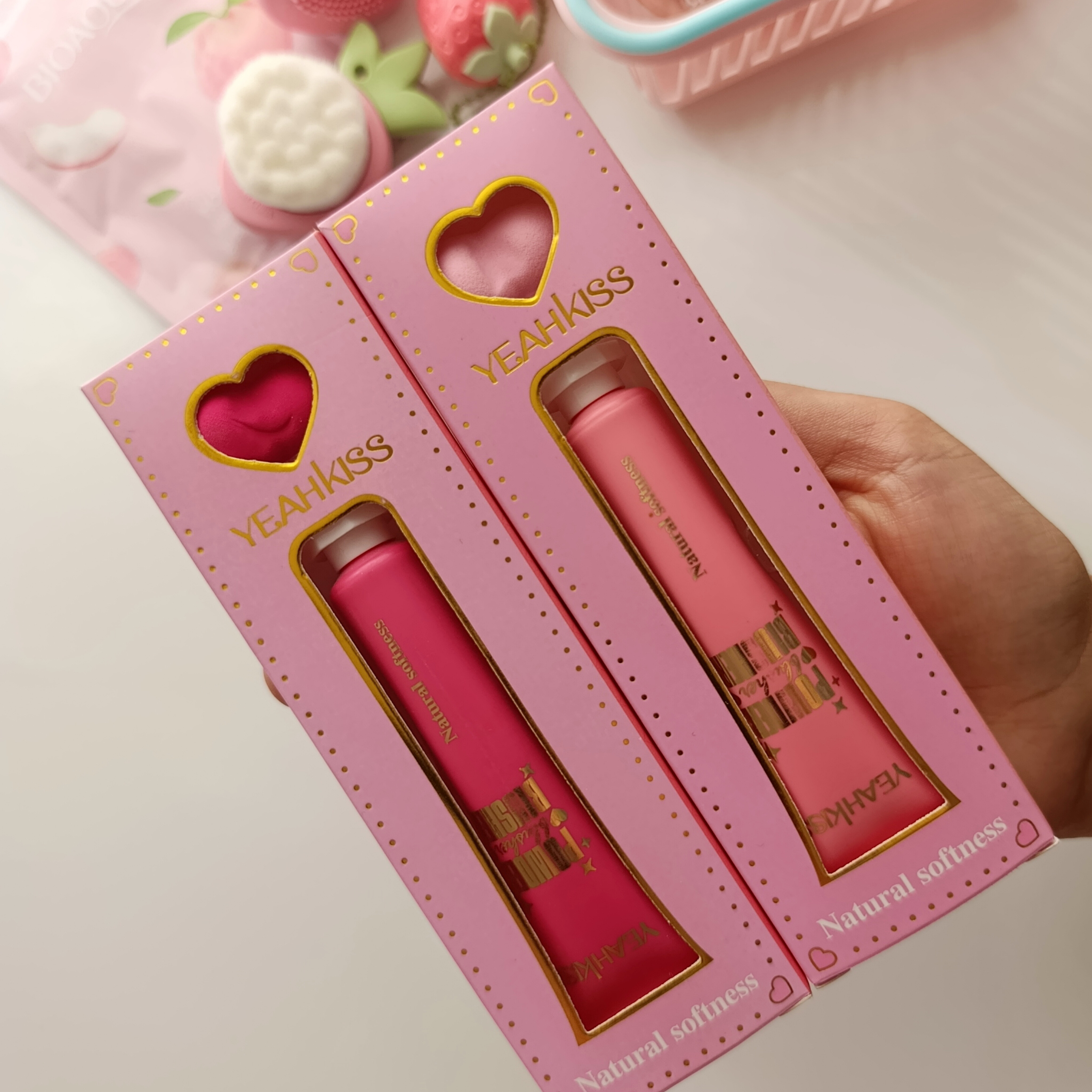 رژگونه مایع پد دار