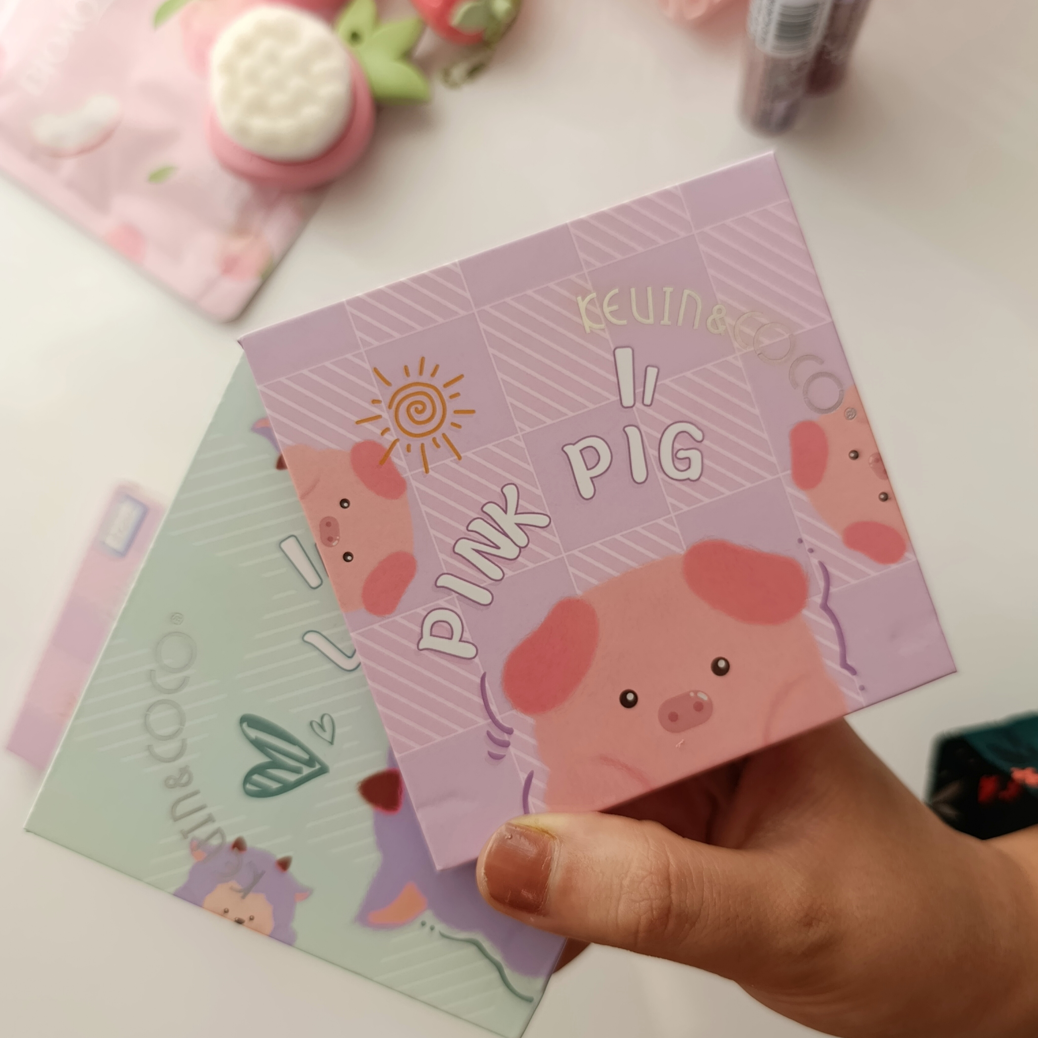 پالت سایه کوئین کوکو