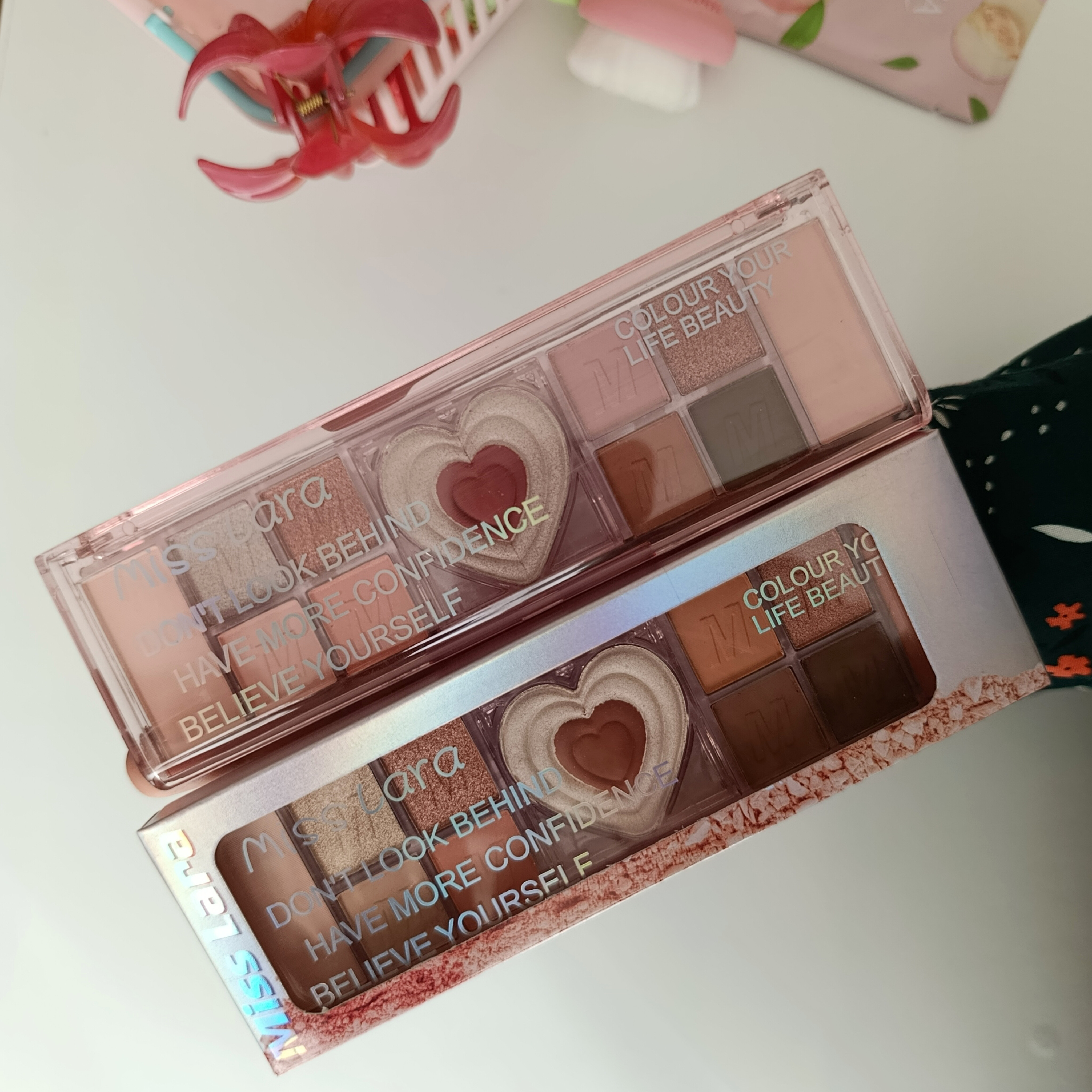 سایه قلب دار میس لارا