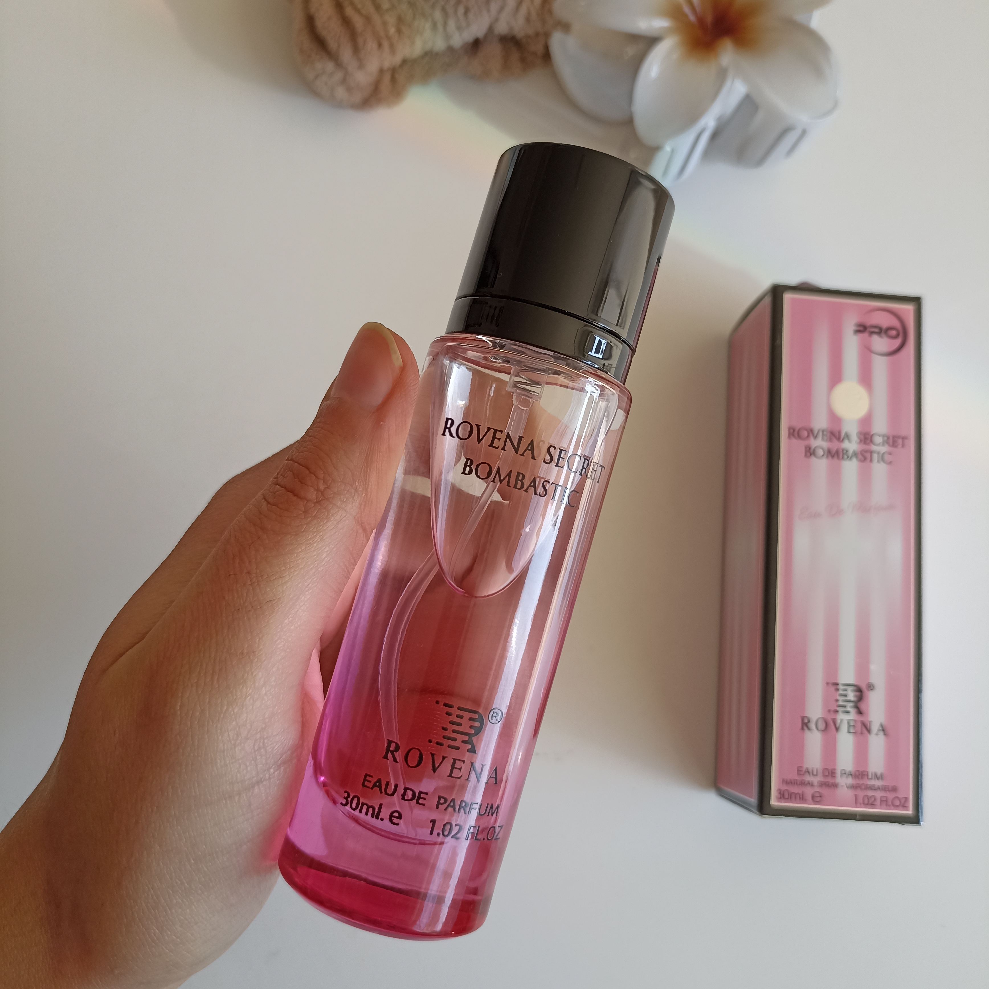 ادکلن ویکتوریا سکرت